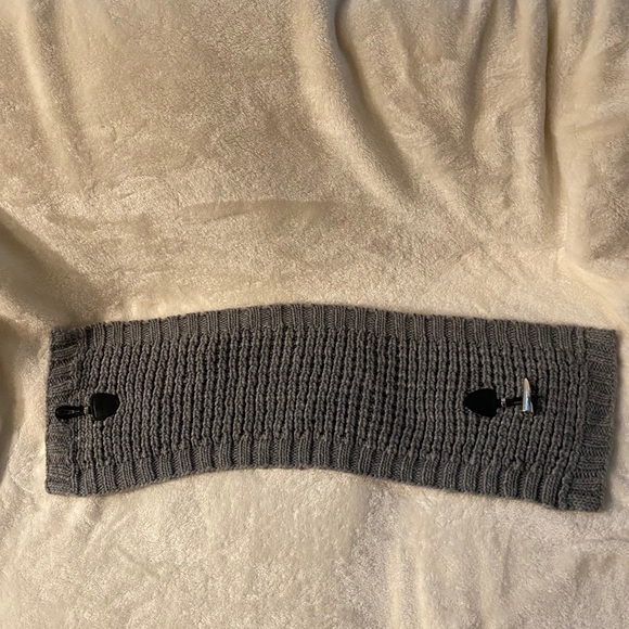 Michael Kors Toggle Neck Warmer - Picture 6 of 13
